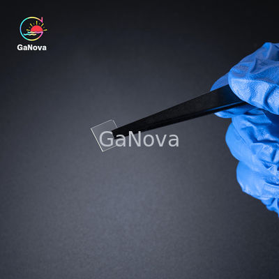 JDCD04-001-003 10x10mm2 100 ((Off 6°) Fe Doped Free Standing Ga2O3 Tek Kristal Substrat Ürün Sınıfı Tek cilalama